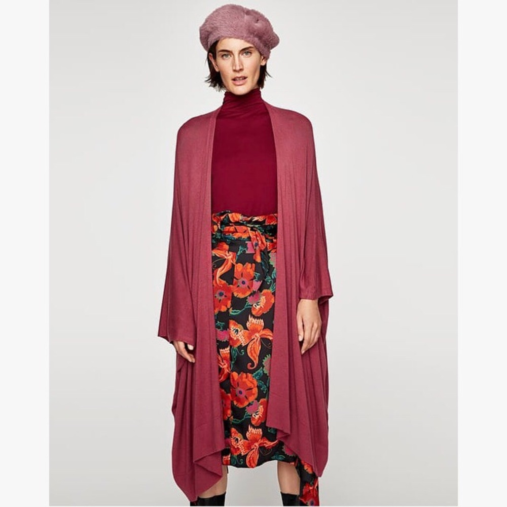 Zara Knitwear Collection Cape